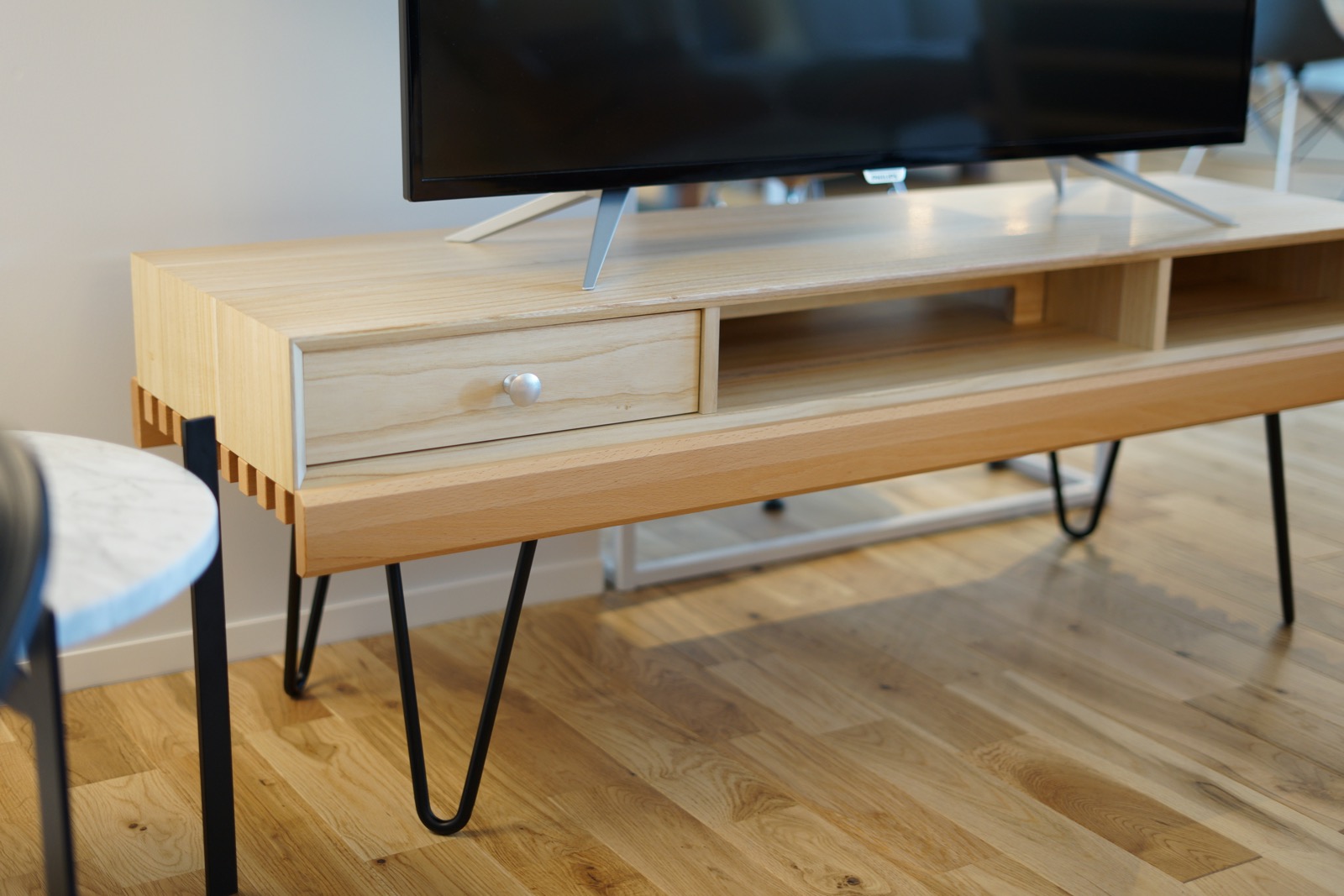 826STANDARD UNITとは