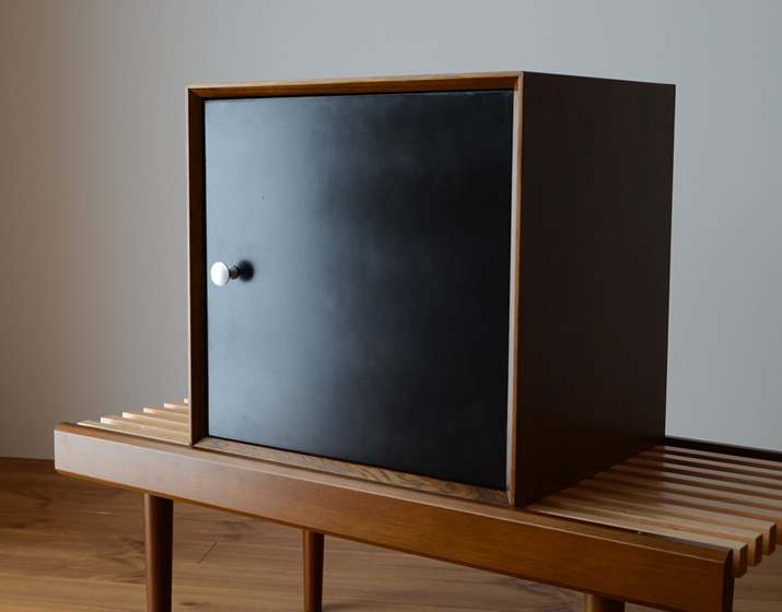 826STANDARD UNITドア