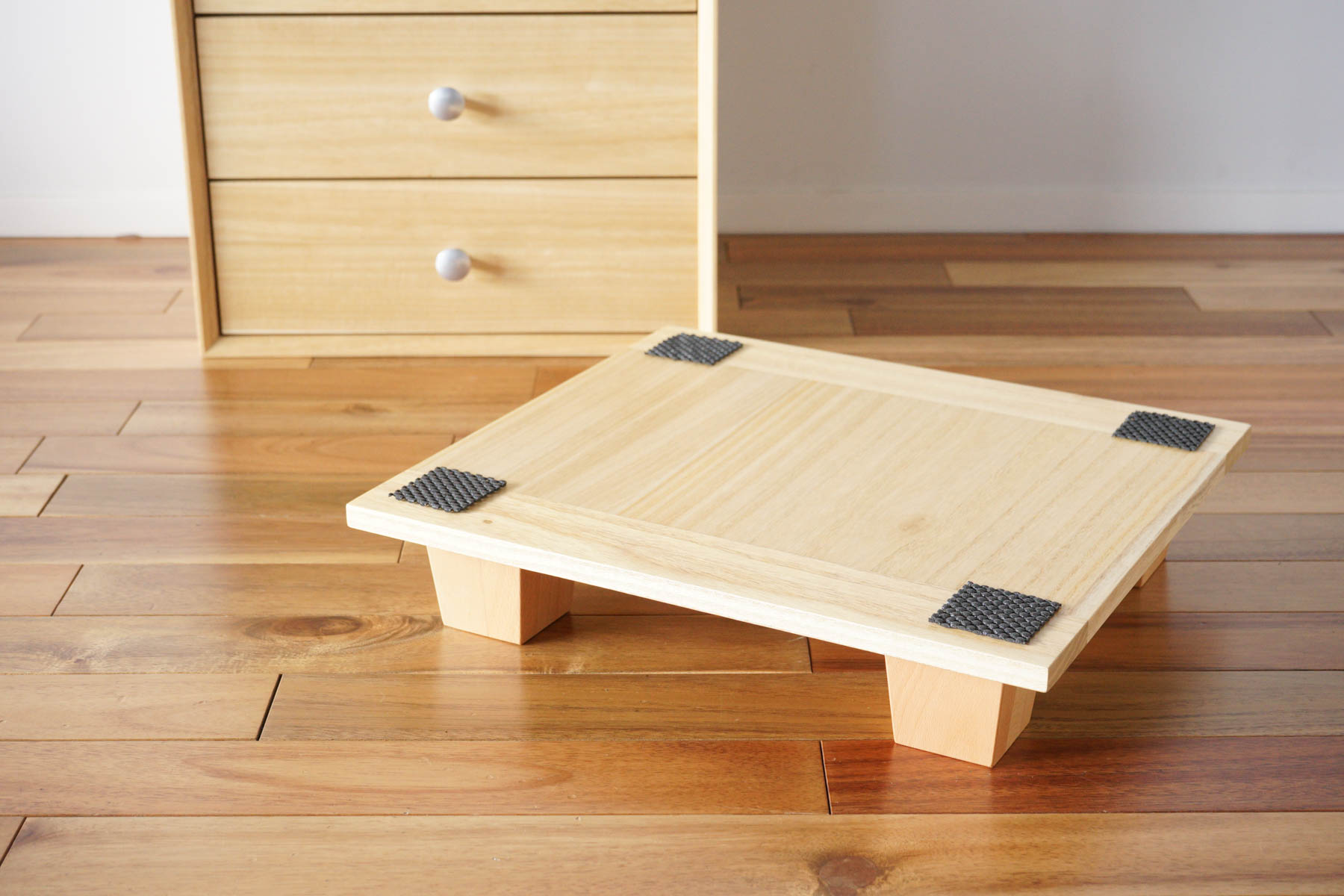 市販の滑り止めが付属