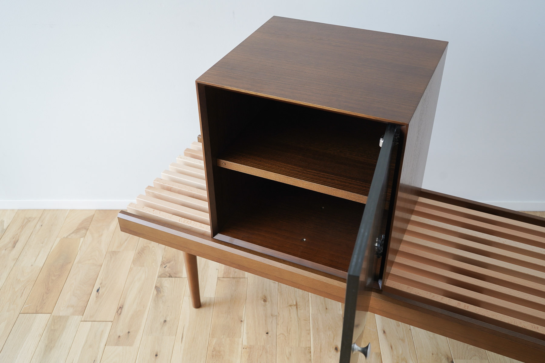 826STANDARD UNITドアボックス棚板横向きで