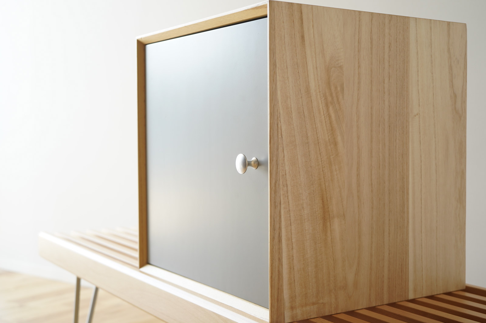 826STANDARD UNITドア