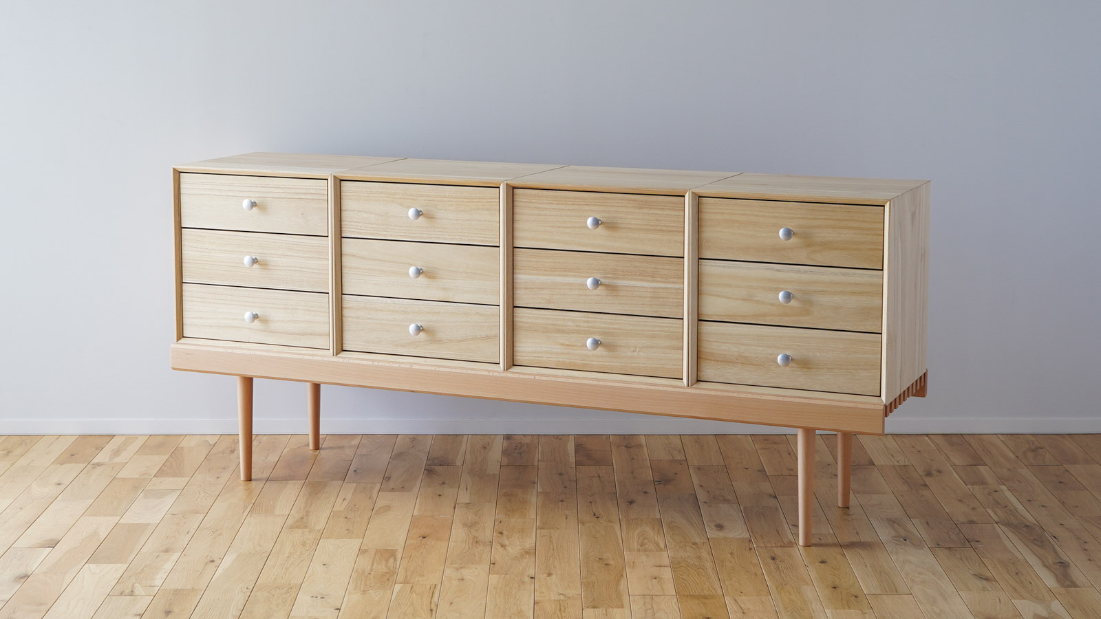 ウッドレッグの紹介