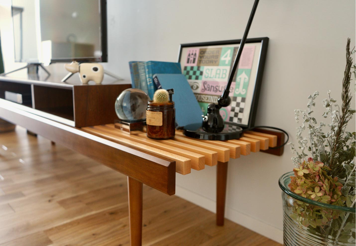 826STANDARD UNIT（826スタンダード ユニット）テレビボードとカリモク60アイテムは相性抜群