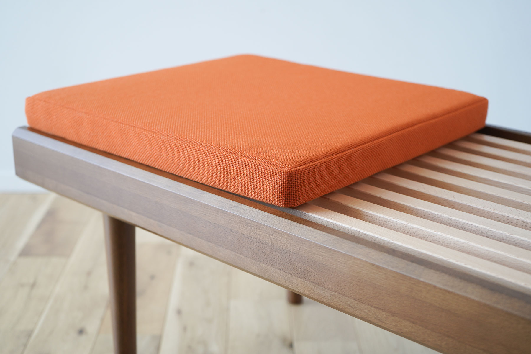 826STANDARD UNITスラットベンチクッション