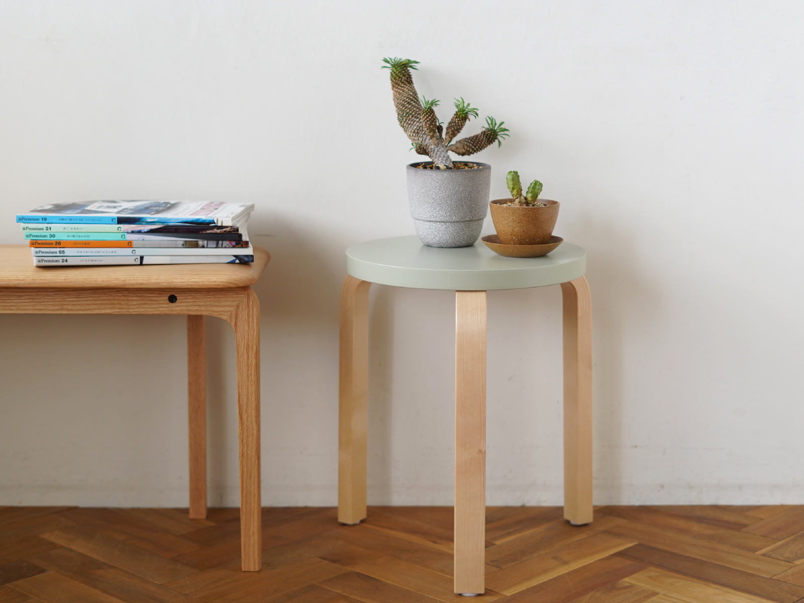 artek (アルテック) 3本脚 スツール stool60 カラーラッカー