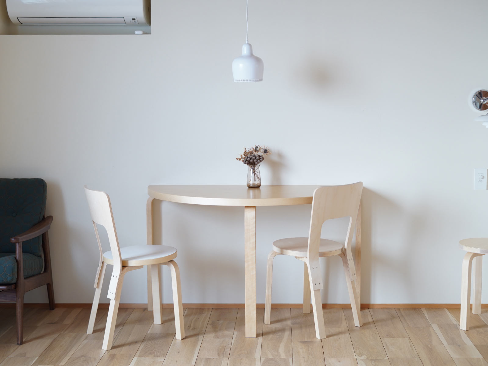 artek (アルテック) テーブル 95 W120×D60×H72cm 半円形 / ナチュラルラッカー