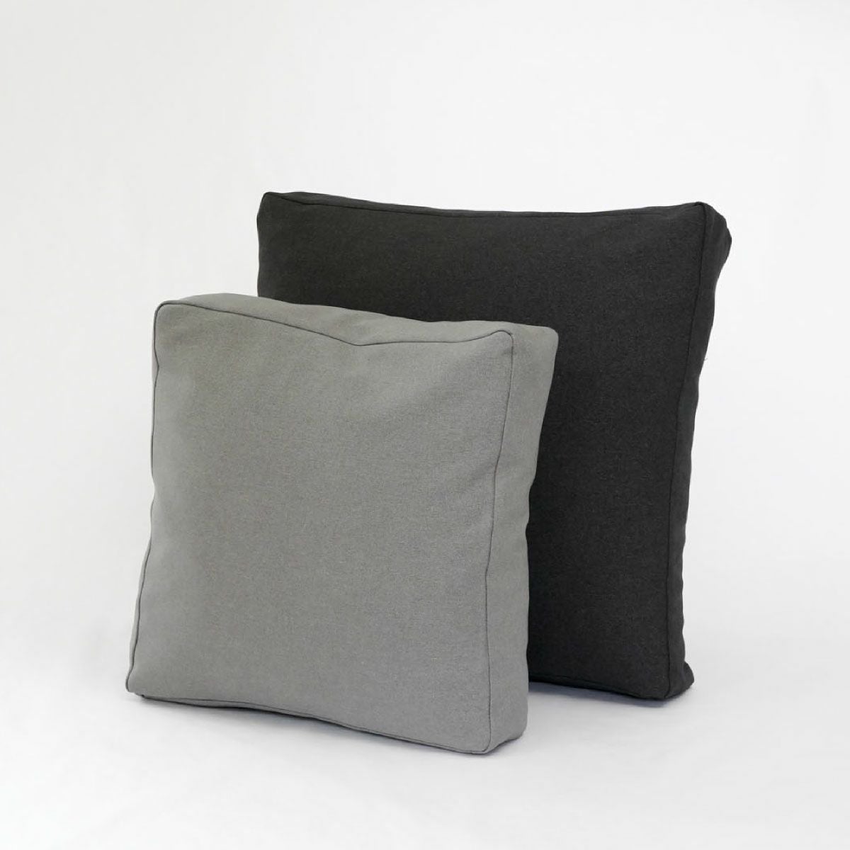 カリモク60でもっと快適に過ごすならサンドイッチクッション