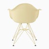 ハーマンミラー（Hermanmiller）イームズ アームシェルチェア DAC パウダーイエロー《 Herman Miller（ハーマンミラー）× HAY 》［DAC.PDYE8］