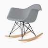 ハーマンミラー（Hermanmiller）イームズ アームシェルチェア RAR ライトグレー ブラックベース  メープル［RAR. BK UL LTY］