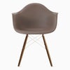 ハーマンミラー（Hermanmiller）イームズ アームシェルチェア DAW ココア ホワイトベース ウォールナット［DAW. 91 OU CC1 E8］