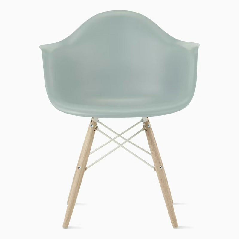 ハーマンミラー（Hermanmiller）イームズ アームシェルチェア DAW グレーグリーン ホワイトベース メープル［DAW. 91 UL RYG E8］