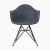 ハーマンミラー（Hermanmiller）イームズ アームシェルチェア DAR ミディアムグレー ブラックベース［DAR. BK MGR E8］