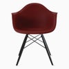 ハーマンミラー（Hermanmiller）イームズ アームシェルチェア DAW ブリックレッド ブラックベース エボニー［DAW. BK EN BKR E8］