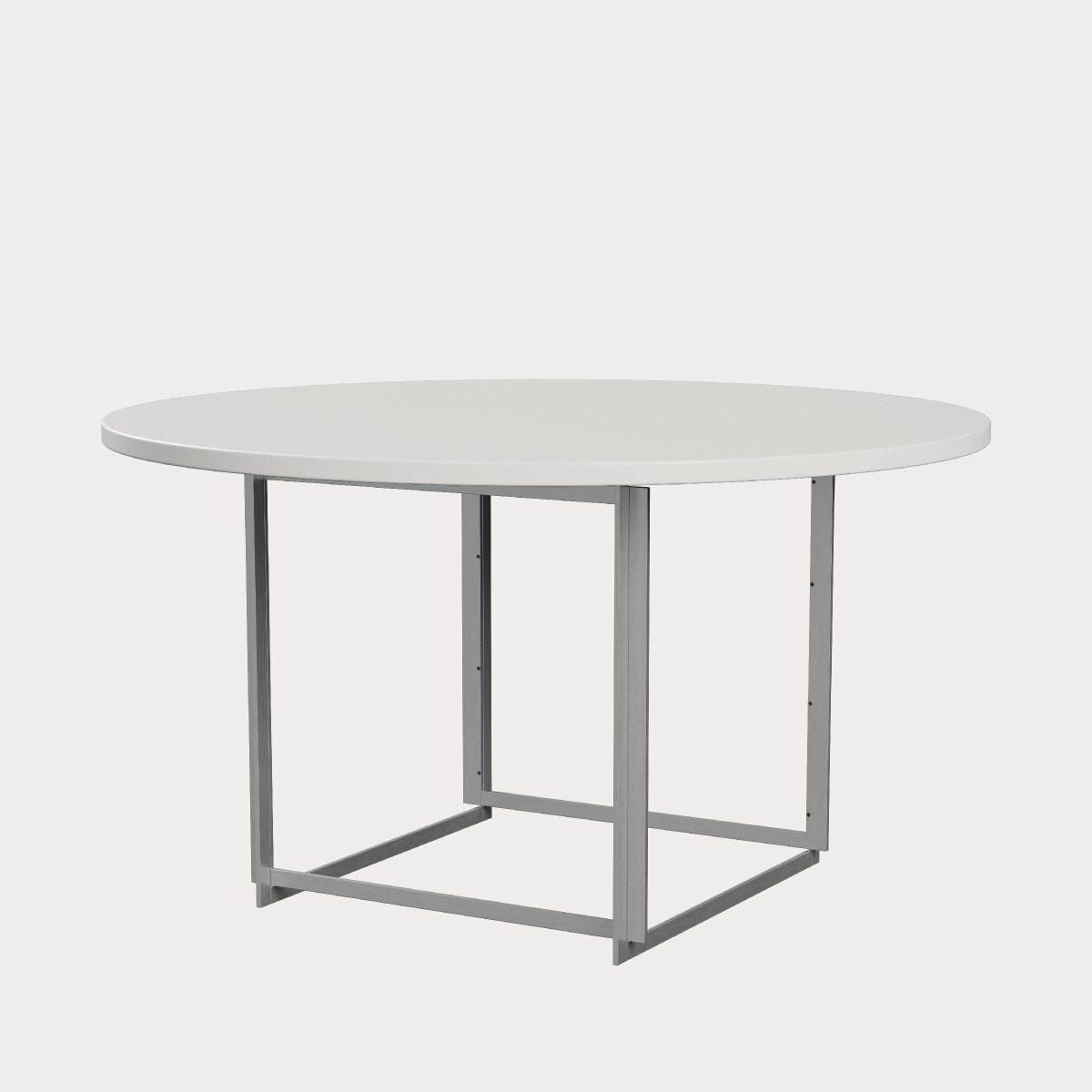 FRITZ HANSEN（フリッツ・ハンセン）PK58 テーブル / ホワイト