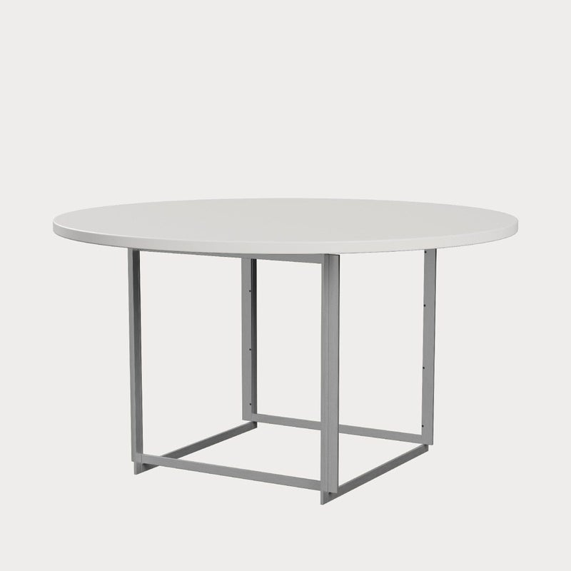 FRITZ HANSEN（フリッツ・ハンセン）PK58 テーブル / ホワイト