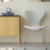 FRITZ HANSEN（フリッツ・ハンセン）SERIES 7（セブンチェア）  フルパディング HALLINGDAL - ホワイト/グレー（110）×クロームベース