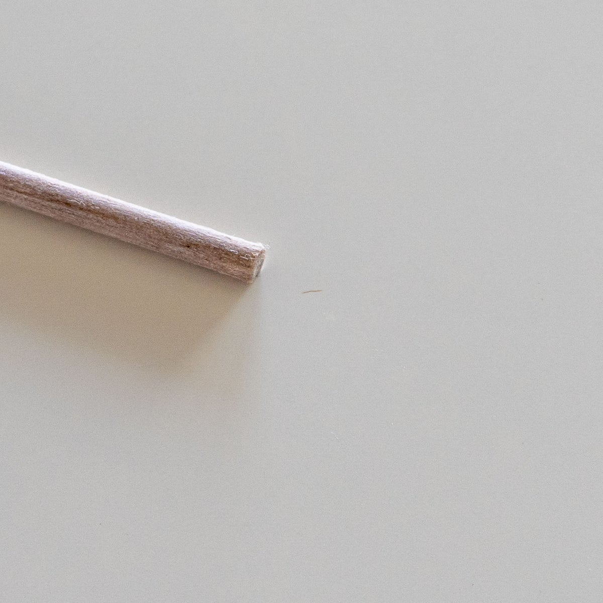 《レンタル使用品》イームズ コントラクトベース 丸テーブルh700 Ф1065［J6600 MJ PA］