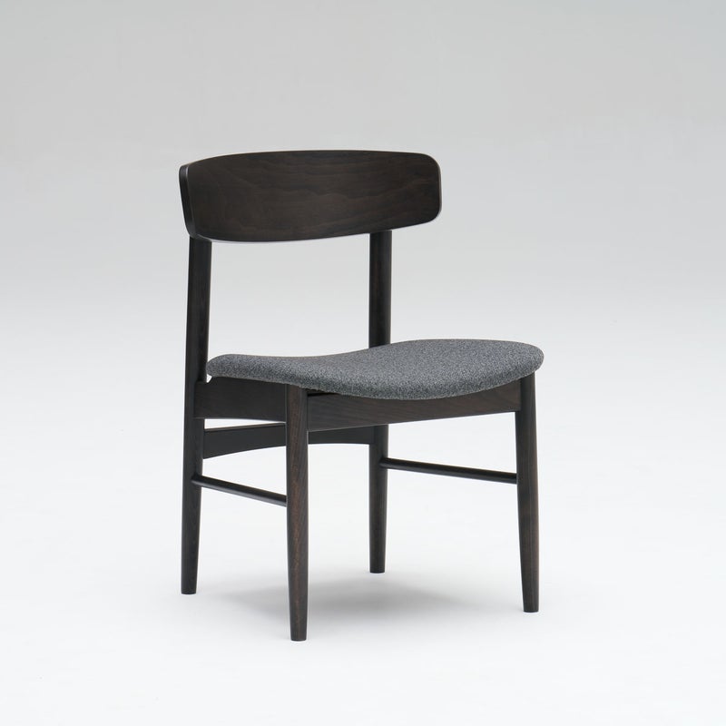 カリモク60+ Tチェア セラムダークグレー シアーブラック［C36225XQ］