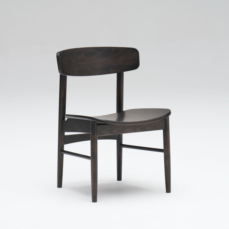 カリモク60+ Tチェア 板座 シアーブラック［C36255NQ］