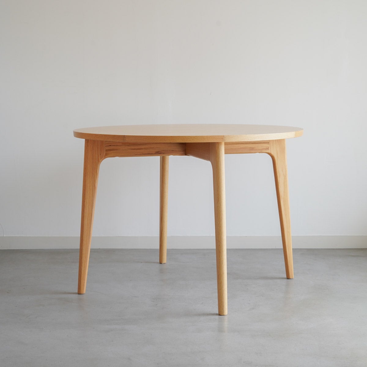 店頭展示品》マルニ60+ ラウンドテーブル100 オーク | インテリア