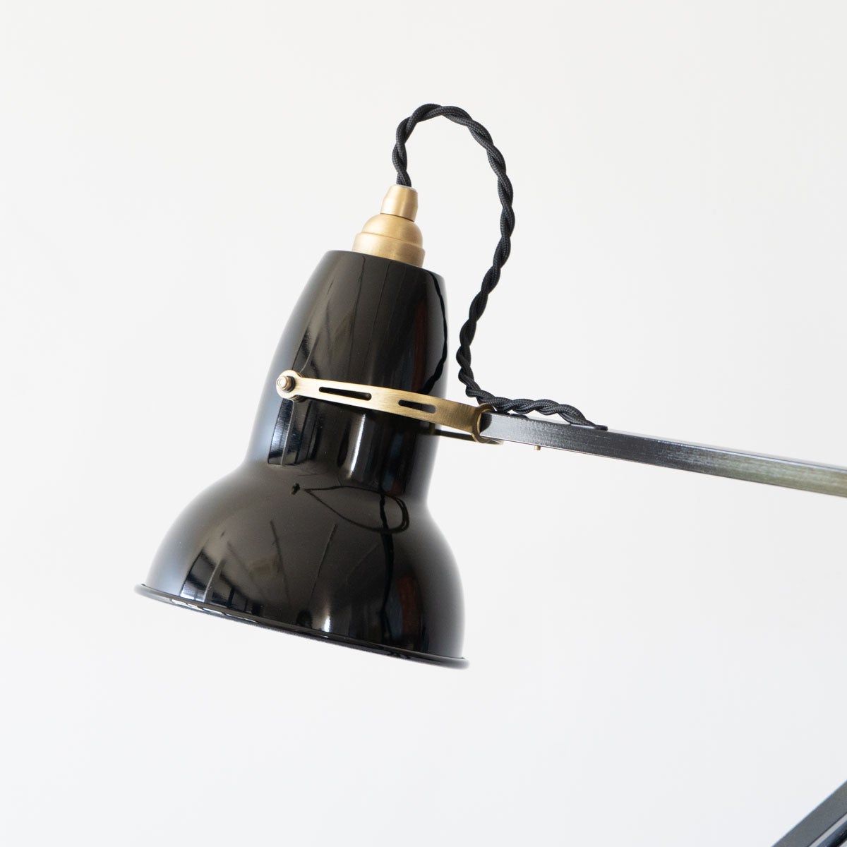 《レンタル使用品》アングルポイズ（ANGLEPOISE） デスクライト オリジナル1227 Brass（ブラス） ジェットブラック