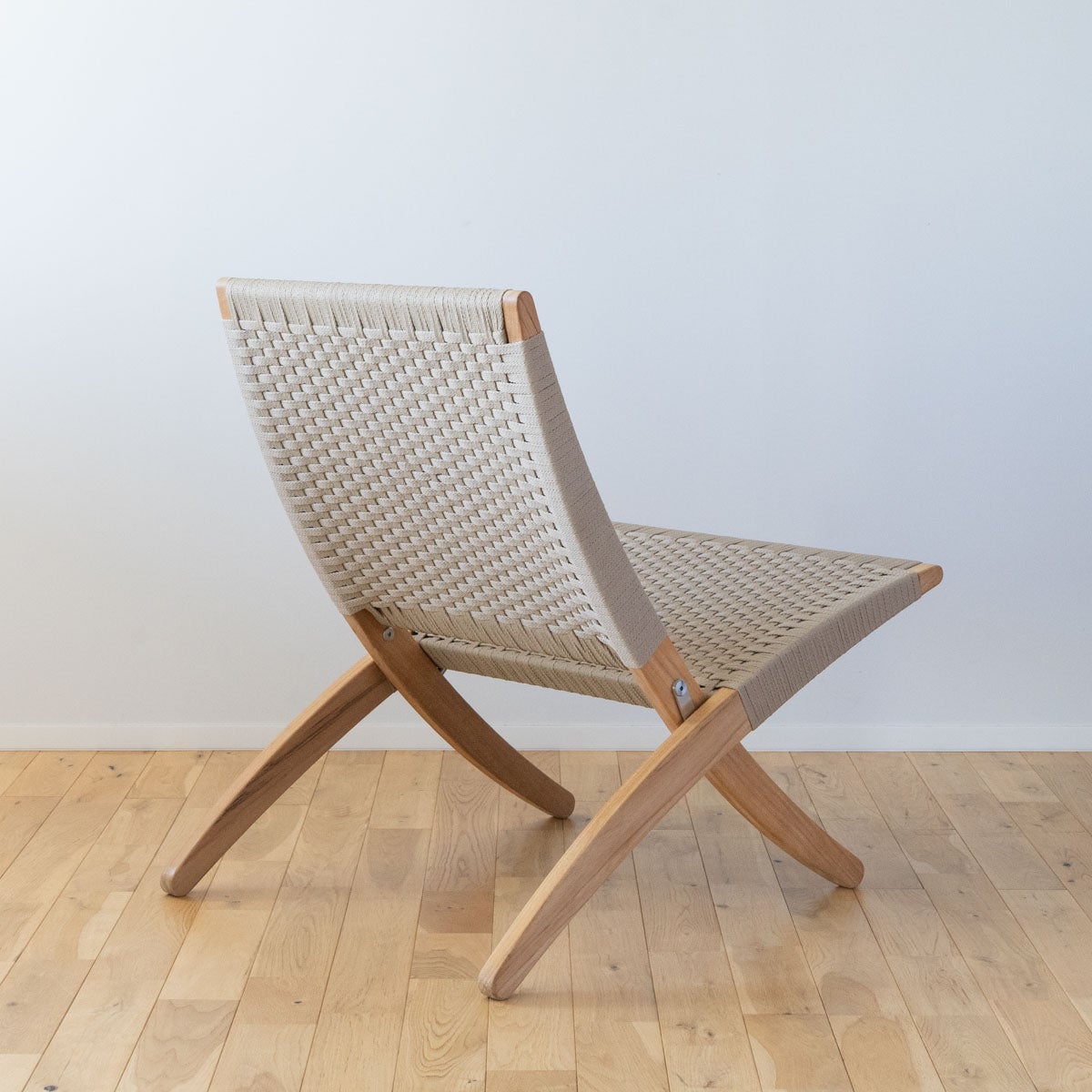 《店頭展示品》カール・ハンセン＆サン（CARL HANSEN & SON） MG501キューバチェア アウトドア チーク 無塗装 フラットロープ セサミ