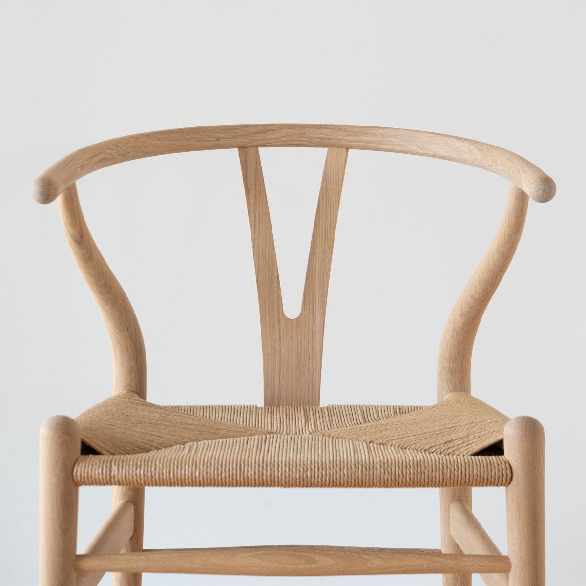 《店頭展示品》カール・ハンセン＆サン（CARL HANSEN & SON） CH24 Yチェア オーク ホワイトオイルフィニッシュ 座面高45cm 個体A
