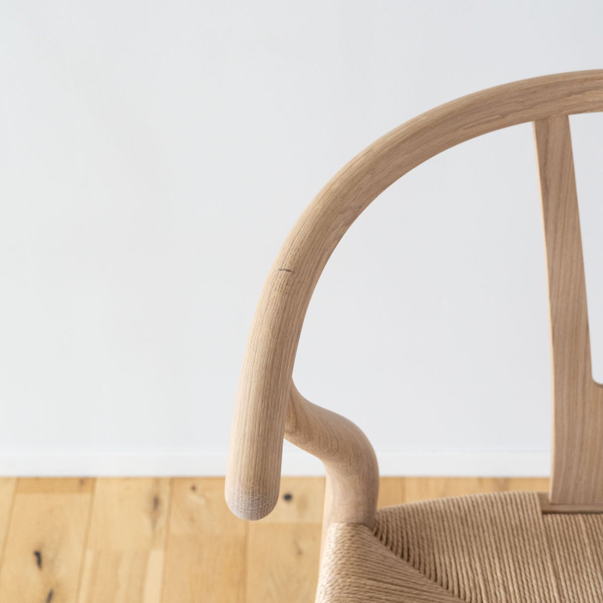 《店頭展示品》カール・ハンセン＆サン（CARL HANSEN & SON） CH24 Yチェア オーク ホワイトオイルフィニッシュ 座面高45cm 個体A
