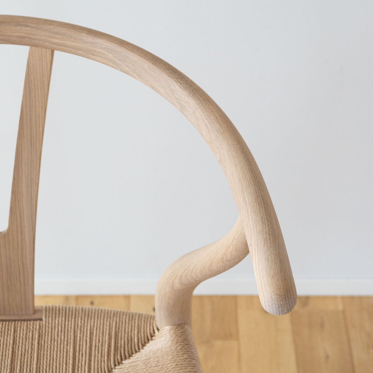 《店頭展示品》カール・ハンセン＆サン（CARL HANSEN & SON） CH24 Yチェア オーク ホワイトオイルフィニッシュ 座面高45cm 個体A