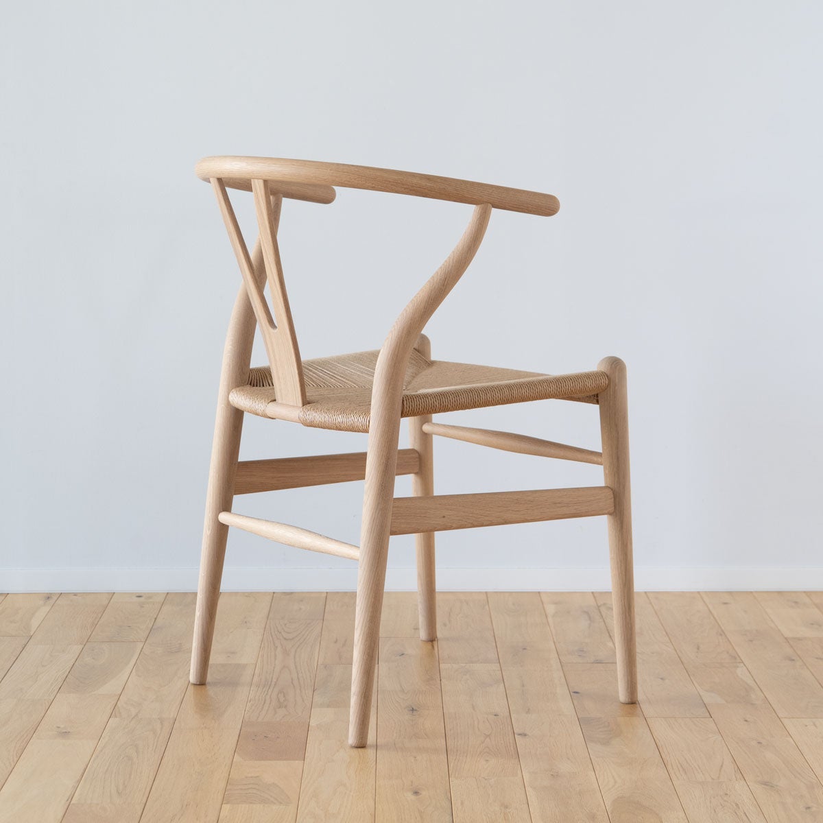 《店頭展示品》カール・ハンセン＆サン（CARL HANSEN & SON） CH24 Yチェア オーク ホワイトオイルフィニッシュ 座面高45cm 個体C