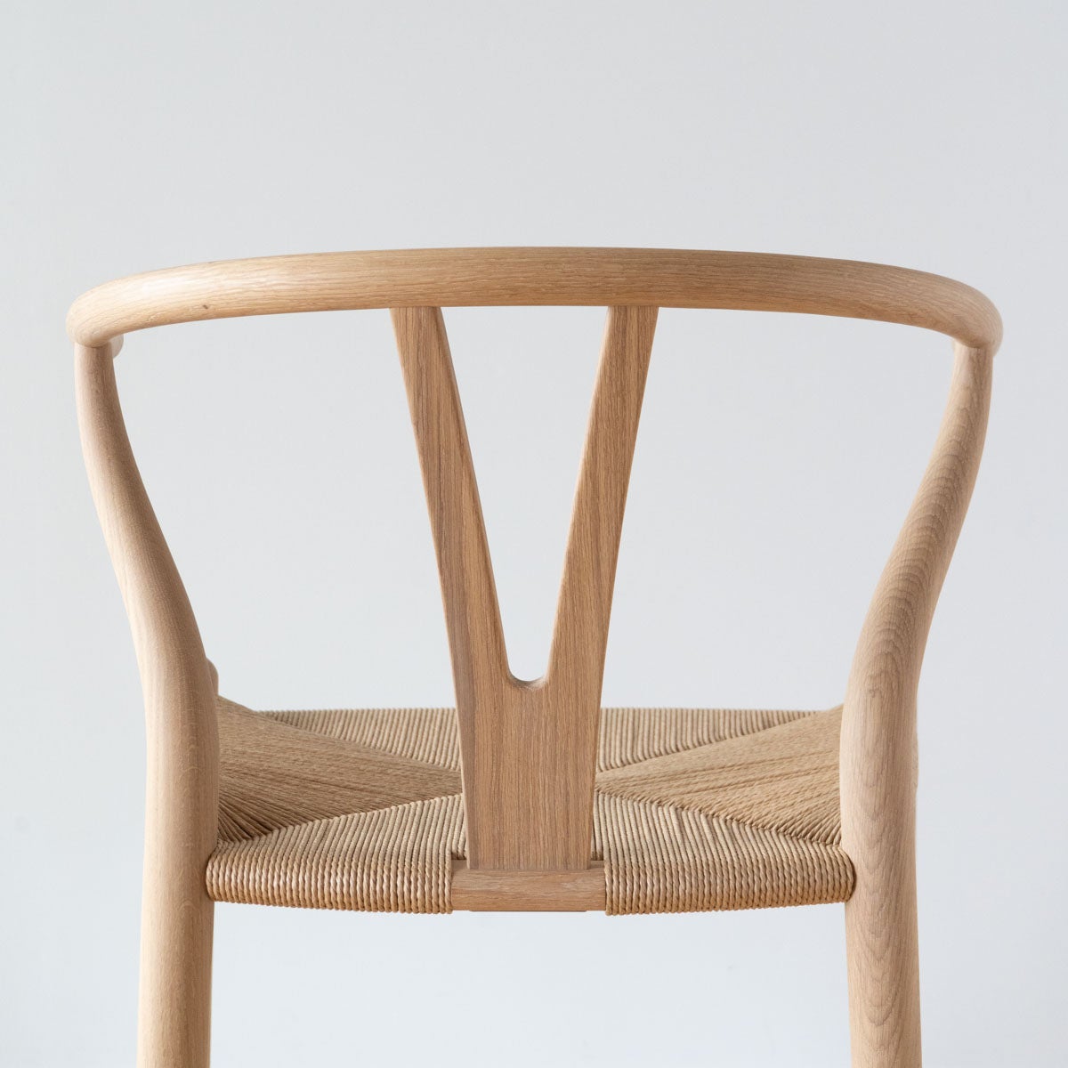 《店頭展示品》カール・ハンセン＆サン（CARL HANSEN & SON） CH24 Yチェア オーク ホワイトオイルフィニッシュ 座面高45cm 個体C