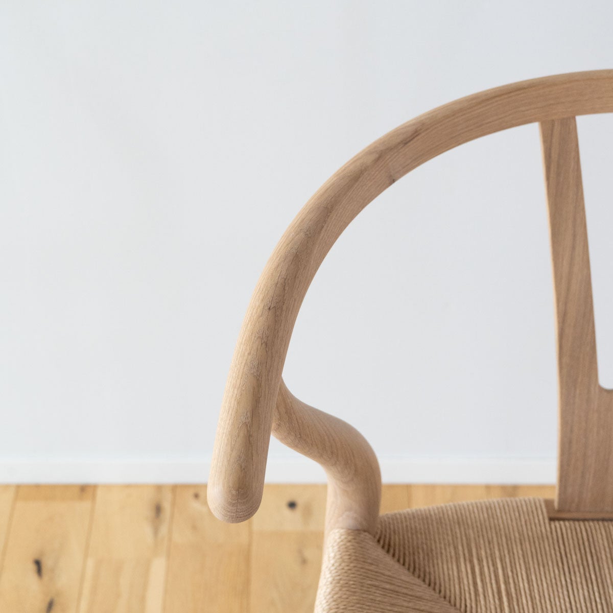 《店頭展示品》カール・ハンセン＆サン（CARL HANSEN & SON） CH24 Yチェア オーク ホワイトオイルフィニッシュ 座面高45cm 個体C