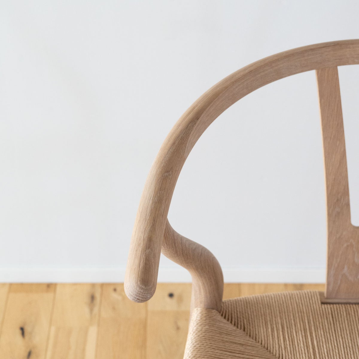 《店頭展示品》カール・ハンセン＆サン（CARL HANSEN & SON） CH24 Yチェア オーク ホワイトオイルフィニッシュ 座面高45cm 個体D