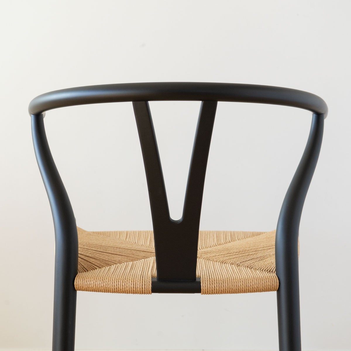 《店頭展示品》カール・ハンセン＆サン（CARL HANSEN & SON） CH24 Yチェア ビーチ ソフトブラック 座面高45cm 個体A